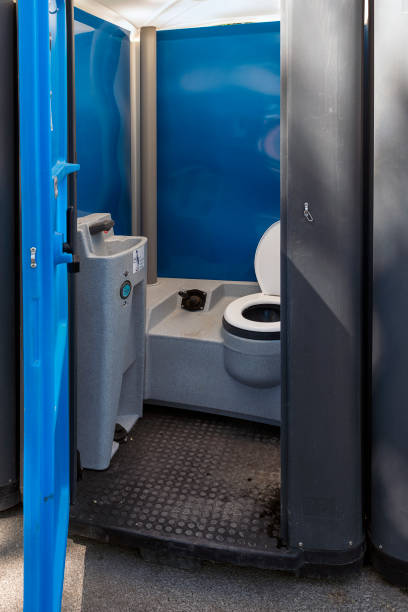 Porta potty rental for outdoor events in Crownpoint, NM