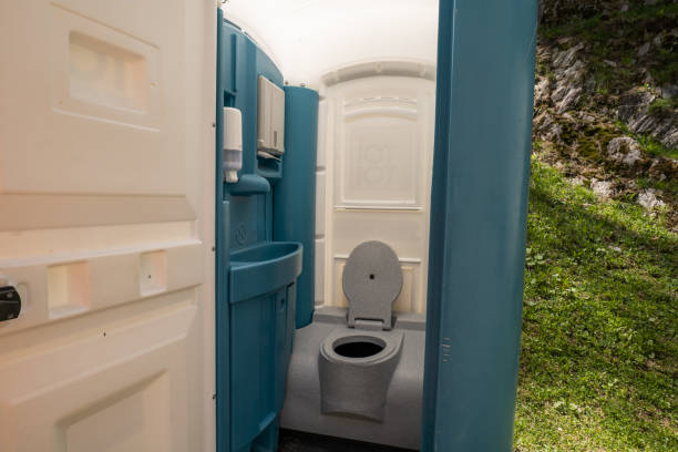 Best Sanitation services for porta potties  in Crownpoint, NM